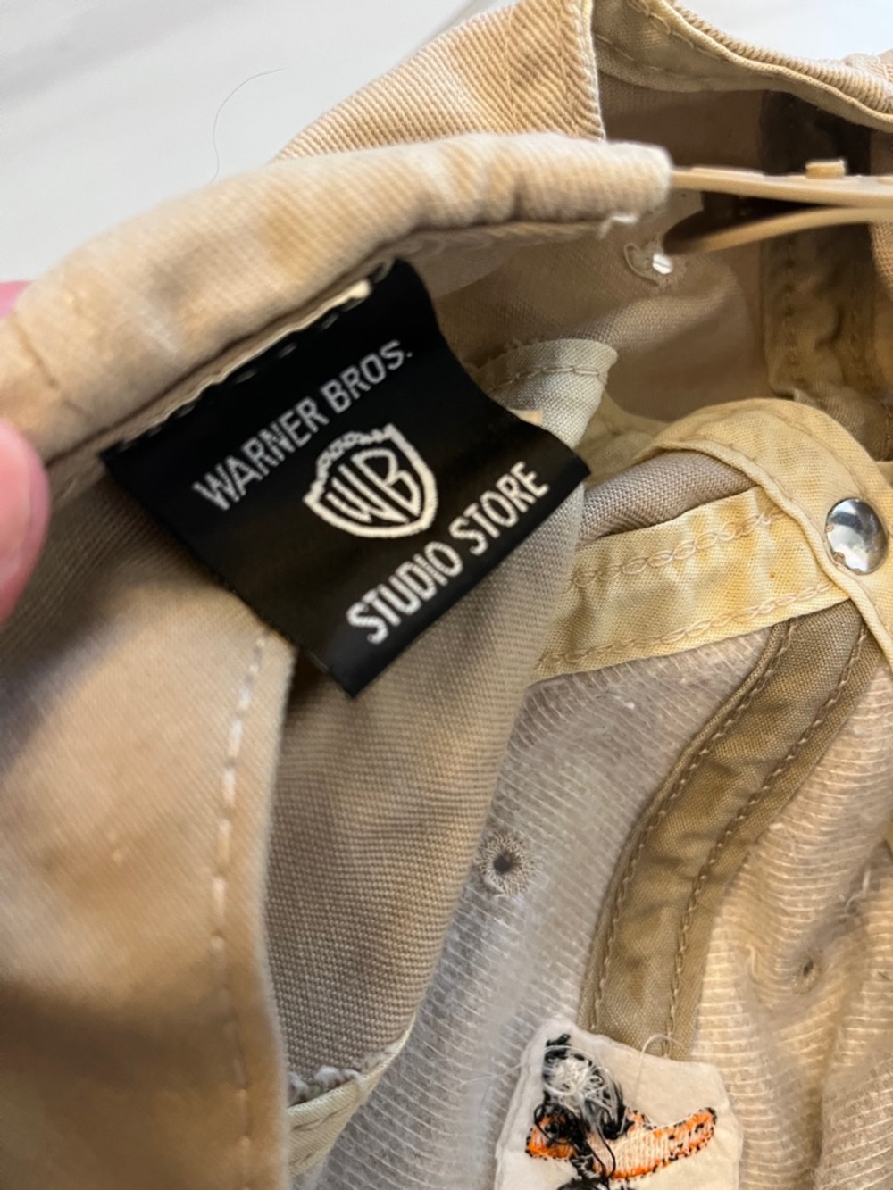 Tan Baseball Cap with Daffy Duck Embroidery - Picture 4 of 6